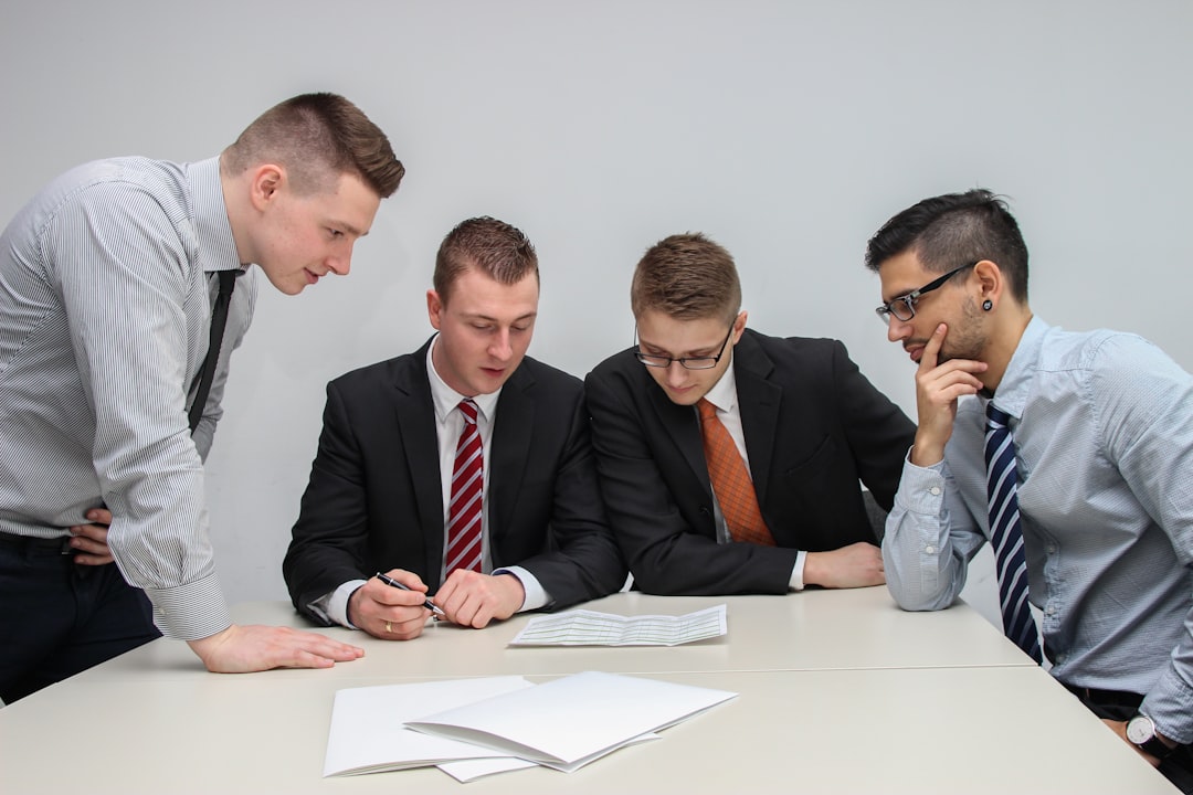 How a Local Home Loan Broker Can Help Buyers and Homeowners Across Melbourne's South-East