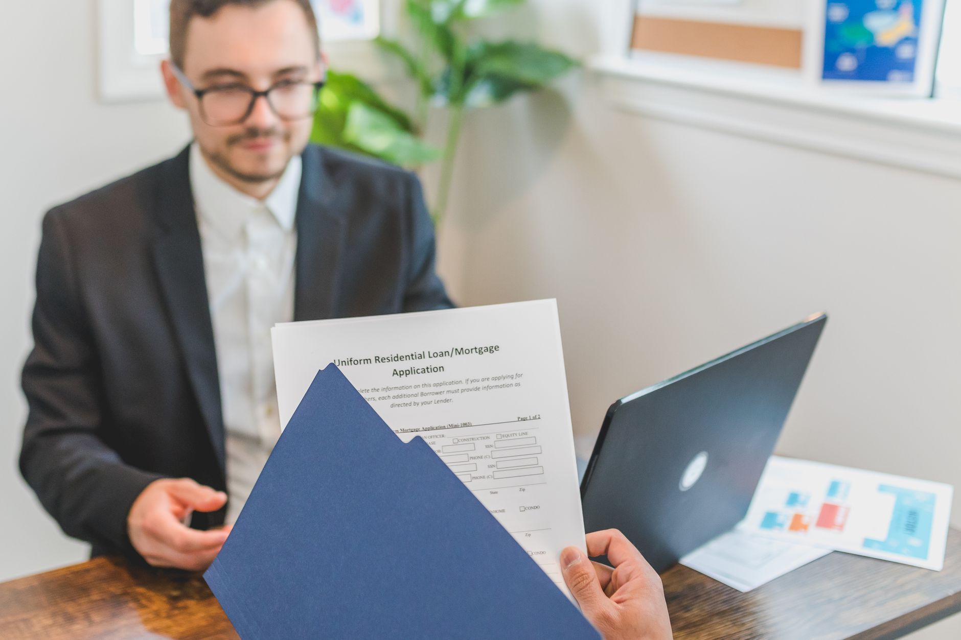 Why a Local Home Loan Broker Can Make Property Finance Easier in Melbourne's South East
