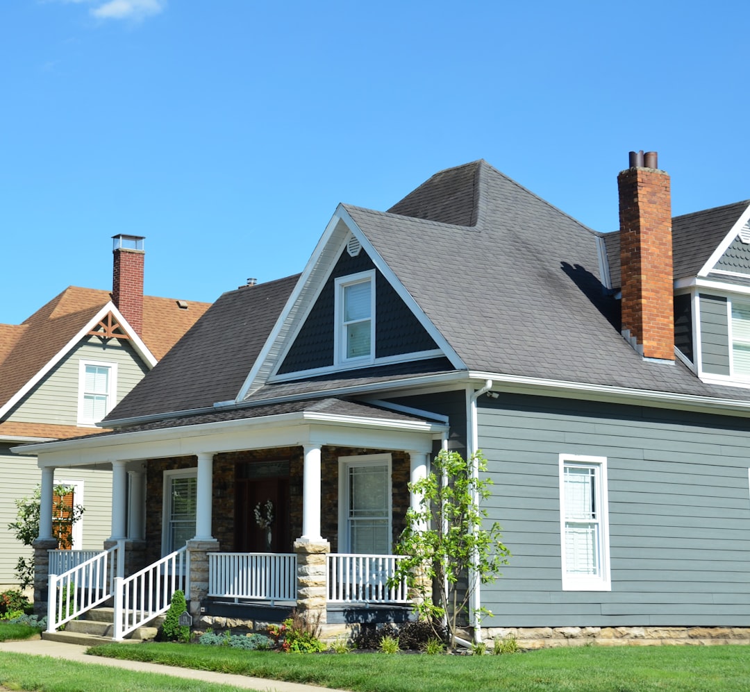 How a Local Home Loan Broker Can Help You Buy or Refinance with Confidence